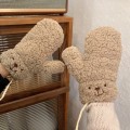 Pikkukuva 2 / 5: 1 pari naisten tyttöjen pehmoiset söpöt karhun tassu lämpimät käsineet pehmeä anime cosplay pehmo joulujuhlatarvikkeet naisten lapaset White One Size