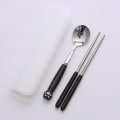 Miniatyrbilde 9 av 11: Kattpote Servisesett Keramisk Rustfritt Stål Bestikk Spisepinner Skje Gaffel Bærbart Servisesett Yellow Cat's Paw three-piece set