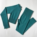 Pikkukuva 8 / 11: Joogasetti Saumattomat Urheiluvaatteet Treenaus Urheilu Leggingsit+Toppi+Rintaliivit Kuntosetti Nainen 3Pcs Set Gray M