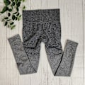 Pikkukuva 1 / 11: Joogasetti Rintaliivit ja Leggingsit Fitness-urheiluvaatesetti Naisille Darkgrey pants M