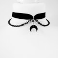 Miniatyrbild 11 av 11: Svart Halvmåne Choker Halsband Gotisk Grunge Svart Sammet Smycken Underbar Dam Hänge Gåva Gotisk Uttalande Goth Ny c23