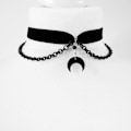 Miniatyrbillede 11 af 11: Sort Halvmåne Choker Halskæde Gotisk Grunge Sort Fløjl Smykker Smuk Kvinde Vedhæng Gave Gotisk Statement Goth Ny Cobalt violet