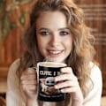 Miniatyrbilde 5 av 5: SSRGV Varmefølsom fargeendrende kopp, WmanCok 330 ml magisk keramisk kopp for kaffe te melk, YoDa Baby-bilde avsløres når varm væske tilsettes