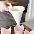 Miniatyrbillede 2 af 5: Smørcreme Frosting Tragt Håndholdt Portion Kop Kage Chokolade D