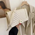 Miniatyrbillede 5 af 5: Quiltet Crossbody Taske Kæde Pung til Kvinder - Klassisk PU Læder S