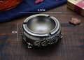 Miniatyrbilde 2 av 3: Askebeger Vintage Bronse Askebeger