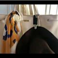 Miniatyrbillede 4 af 4: 2 stk. fit kjole cinch clips cardigan clip HVID hvid&sort