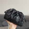 Miniatyrbillede 4 af 5: Pu Flettet Taske Satchel Cloud Mini Læder Clutch Taske Sort