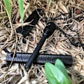 Pikkukuva 4 / 5: Tulitikku ulkoiluun ja selviytymiseen: Magnesium Fire Starter wi