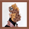 Pikkukuva 2 / 5: Kawaii iPhone 15 -kotelo, söpö sarjakuva-karhu avaimenperällä, Teddy Bea