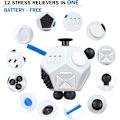 Pikkukuva 5 / 5: 12-sivuinen Fidget Cube -lelu, stressiä lievittävä kuutio aistiherkillä sormilla