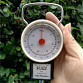 Pikkukuva 5 / 5: Matkalaukkujen ja matkatavaroiden punnitukseen tarkoitettu matkalaukkuvaa'aka. 32 kg:n kapasiteetti.