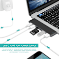 Pikkukuva 4 / 7: Kaksois Type-C-keskitin HDMI-liitäntään, USB3.0-porttiin, yhdistelmäkortinlukijaan, sovitinkorttipaikkaan MacBook Prolle, harmaa