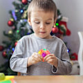 Miniatyrbilde 5 av 7: Magisk Regnbue Puslespillkule, Fidget Ball Puslespill Hjernepuslespill Fidget Leke for Gutter & Jenter - Bursdagsfest for Tenåringer & Voksne Pink
