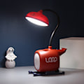 Miniatyrbillede 1 af 4: LED-skrivebordslampe til børn, lille skrivebordslampe med USB-opladningsport og penneholder, øjenvenlig studiebordslampe til sovesal og soveværelse (rød)