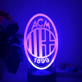 Miniatyrbilde 4 av 7: Qinwei 3D LED-illusjonslampe Milan Team 16 farger fjernkontroll akryl nattlys barneromsdekorative lys --- Svart sete