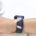 Miniatyrbilde 2 av 5: Silikonbånd for Apple Watch 38/40/41mm, justerbar rem med sterk magnetisk lukking designet for iWatch Series 8 7 6 5 4 3 2 1 SE