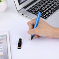 Miniatyrbillede 7 af 7: Vandtæt U-disk Multifunktion 3 i 1 Gel Pen Skærm Touching Pen 8GB