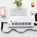 Pikkukuva 6 / 6: 37-näppäiminen sähköpiano, kannettava kitara, elektroninen urku, mini-keytar, opetuskäyttöön tarkoitettu soitin BF-3755 White