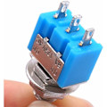 Miniatyrbild 5 av 5: 10 st Blå Mini PÅ/AV Växelströmbrytare 3 Terminaler 2 Lägen SPDT Metall Vippströmbrytare AC 125V 6A för Bil Lastbil Båt MTS-102