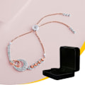 Miniatyrbillede 5 af 5: Fløjlsarmbåndsboks - Elegant sort smykkeskrin til armbånd, ure, halskæder - Perfekt til forlovelse, bryllup