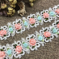 Miniatyrbillede 1 af 5: 1 Yard 3D Blume Rose broderet Guipure Blondekantebånd 55mm Sy Selv Brudekjole