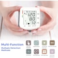 Miniatyrbild 2 av 5: Blood Pressure Monitor with Large LCD Screen and Adjustable Wrist Cuff