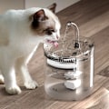 Miniatyrbillede 2 af 5: Automatisk Vandfontæne til Kat 1,8L Vandfontæner til Katte Hvalpe Kæledyr med 2 Smarte Vandtilstande 1 Kulfilter 1 Pumpe Stille USB Kattefontæne