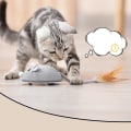 Miniatyrbilde 2 av 4: Interaktiv kattelekemus, bevegelig automatisk kattelekemus med fjærhale USB-lading for innendørs katt/kattunger
