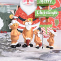 Miniatyrbild 2 av 5: 2 st stygga tomtedekorationer julgranshängande prydnader naken tomte rolig juldekoration hemlig tomtegåva
