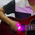 Miniatyrbild 3 av 5: Led-gitarrplektrum, lysande gitarrplektrum, ukuleleplektrum, gitarrplektrum, automatiskt lysande plektrum för förbättrad scenprestanda Green
