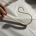 Miniatyrbillede 4 af 5: 4 stk./sæt ophængningskrog skridsikker justerbar metal jule strømpe arrangør bøjle til hjem Jikaix Golden
