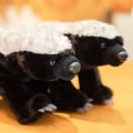 Miniatyrbillede 4 af 5: 40/50cm Honninggrævling Plys Legetøj Simulation Dyr Udstoppet Plys Ratel Legetøj Blød Dukke Gave Til Børn Fødselsdag Jul