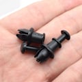 Miniatyrbillede 4 af 5: 2X til Skoda Citigo Fabia NJ Kamiq Karoq Octavia 5E Rapid Superb Scala Bilpakkehylde String Clips Holder Pivot Pin 1M6867574A FN9U1493