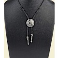 Miniatyrbillede 3 af 3: Acsergery Mænd Kvinder Legering Halskæde Vintage Punk Blomst Bolo Tie Halskæde Ægte Læder Gave