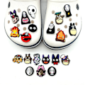 Pikkukuva 1 / 5: 20 kpl Anime Spirited Away -sarjan hahmokorukoristeita Crocs-puukenkäsandaaleihin Koristetarvikkeet Lahjat