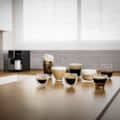 Miniatyrbild 2 av 4: Cecotec superautomatisk kaffemaskin Cremmaet Compactccino Connected Black Rose