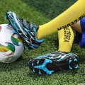 Miniatyrbild 4 av 5: Fotbollsskor för pojkar Halkfria fotbollsskor Klossar Gräs Fotbollssneakers 169 BlackBlue 30
