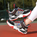 Miniatyrbild 5 av 5: Basketskor för pojkar Mode Halkfria sneakers Sportskor som andas 3B2330 BlackRed 34