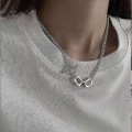 Miniatyrbild 2 av 5: 2 bitar av hip-hop ihåligt fyrkantigt märke par halsband Ins titan stål Ot spänne halsband Män och kvinnor bleknar inte Tröja Kedja Splicing Chain B