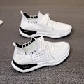 Miniatyrbild 3 av 5: Damsportlöparskor Lättviktssneakers R7105 White 35