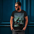 Miniatyrbild 2 av 3: Triangle Lines Herr Blackt-shirt M