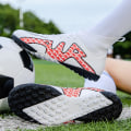Miniatyrbild 5 av 5: Fotbollsskor för män Halkfria fotbollsskor Klossar Gräs Fotbollssneakers Yjck15-1 WhiteRed 34