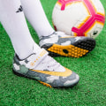Miniatyrbild 5 av 5: Fotbollsskor för pojkar Halkfria fotbollsskor Klossar Gräs Fotbollssneakers 2022 BlackWhite 38
