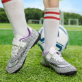 Miniatyrbild 3 av 5: Fotbollsskor för barn Halkfria fotbollsskor Klossar Gräs Fotbollssneakers Yjg2231 White 36