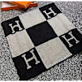 Miniatyrbild 3 av 3: Newwool Cashmere Pläd filtar Kudde Soffa Sängkläder Sjal Julpresent Black 45X45cm Only pillowcase