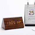 Miniatyrbild 1 av 3: Digital väckarklocka, elektronisk LED-tidvisning i trä och temperaturdetektering, elektriska klockor i trä för sovrummet