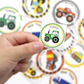 Pikkukuva 3 / 4: 2 pakkaus kuorma-autotarroja lapsille, 500 kpl rei'itetyssä rullassa, rakennustarra auto koti perhe syntymäpäivä