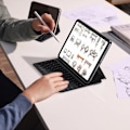 Miniatyrbild 10 av 11: Baseus Brilliance Series Keyboard Case for iPad Pro 12.9 (2022/2021/2020/2019) + USB-C-kabel - Svart
