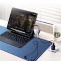 Miniatyrbild 8 av 11: Joyroom SY-L01 Lightning to Lightning / 3,5 mm minijack DAC-adapter 2-i-1 - svart